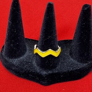 Gold Tone Yellow Zig Zag Fashion Ring SZ 7-8